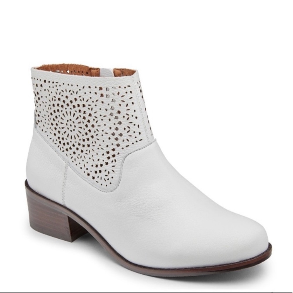 White Ankle Boots with Cutout Design